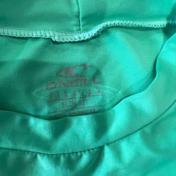O'Neill Rashguard Size 12. Slim Fit - Picture 2 of 2